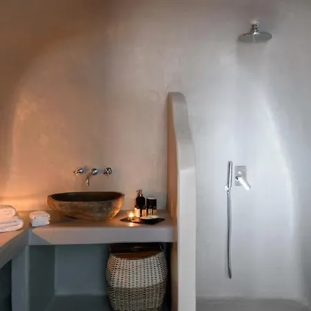 Hotel White Dream