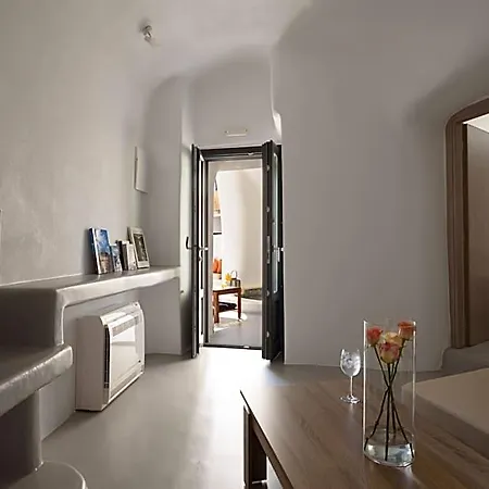 White Dream Hotel