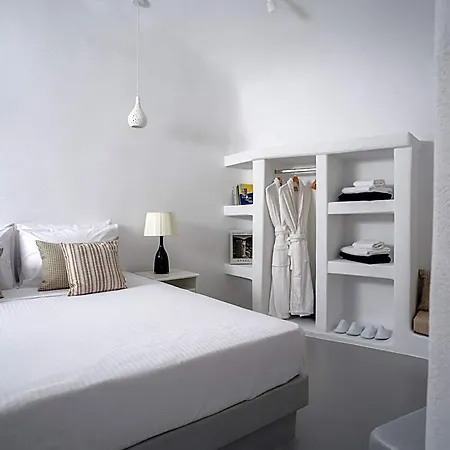 Hotel White Dream