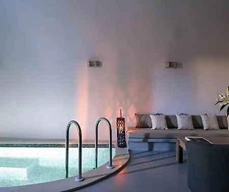 Hotel White Dream