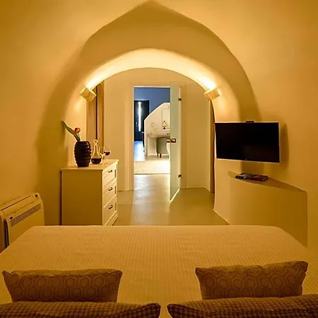 White Dream Hotel