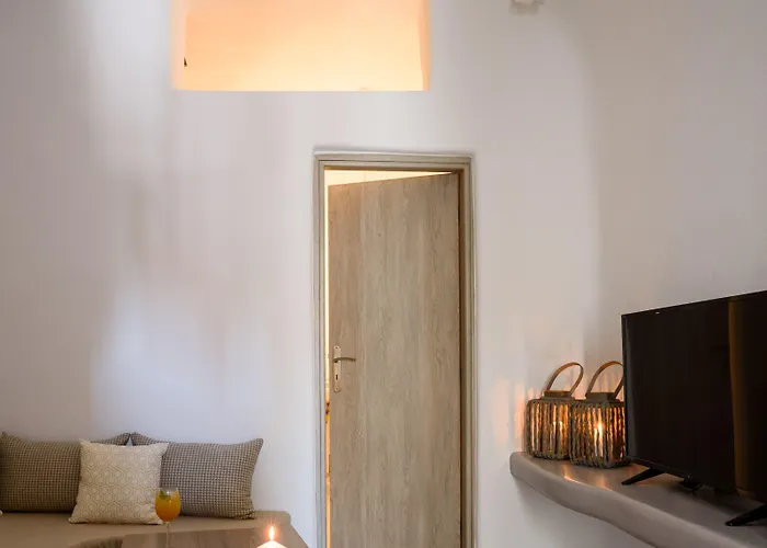 White Dream Hotel 2*