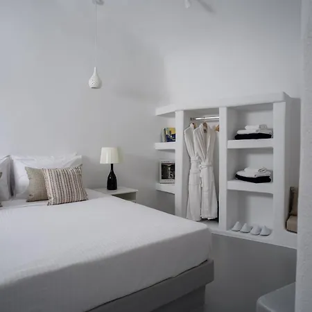 Hotel White Dream