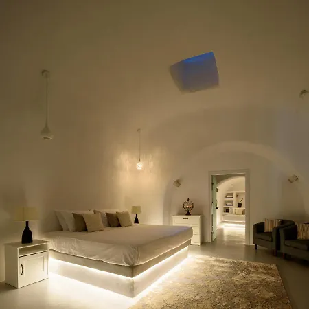 Hotel White Dream 2*