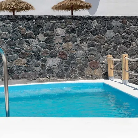 Hotel White Dream